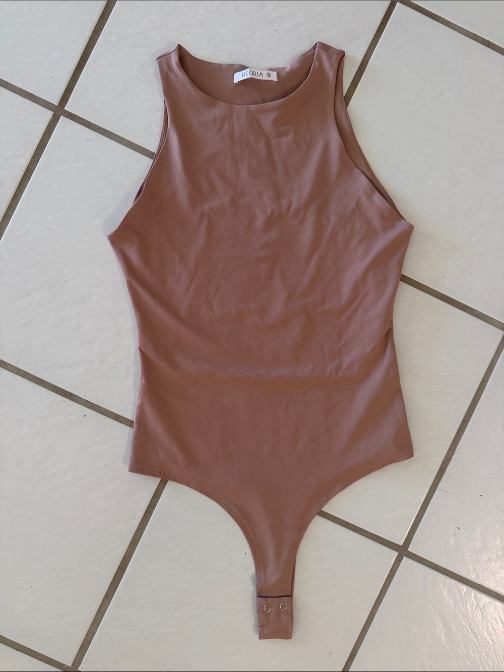 ReoRia Mauve Brown Sleeveless Scoop-Back One-Piece Bodysuit